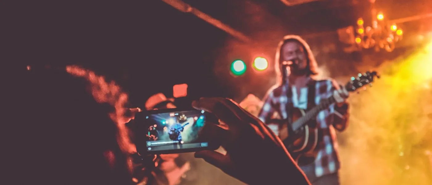 Event photography reference — atmosphere and moment documentation
